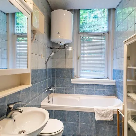 Chez Borisz Apartment